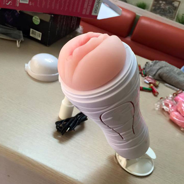 Sextoy nam Gắn Tường Rung Sạc Điện CA7778