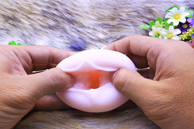 Đai thụt rung âm đạo giả có 6 tần số cảm ứng tự rên rỉ