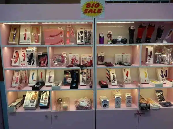 Tân An (Long An) TOP 6+ địa chỉ cửa hàng bao cao su chất lượng cao. Tóm tắt địa chỉ cửa hàng bao cao su Tân An (Long An)